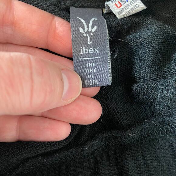 Ibex Merino Wool Skirt - Picture 6 of 9